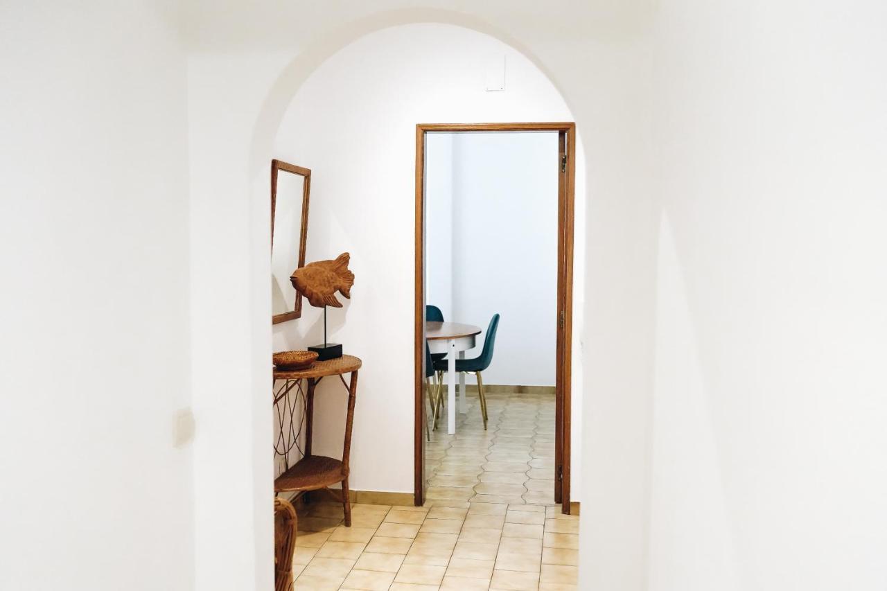 Апартаменты Host Wise - Sweet & Sunny Flat - Ace Location Картейра Экстерьер фото